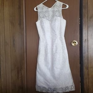 White, lace, sleeveless dress